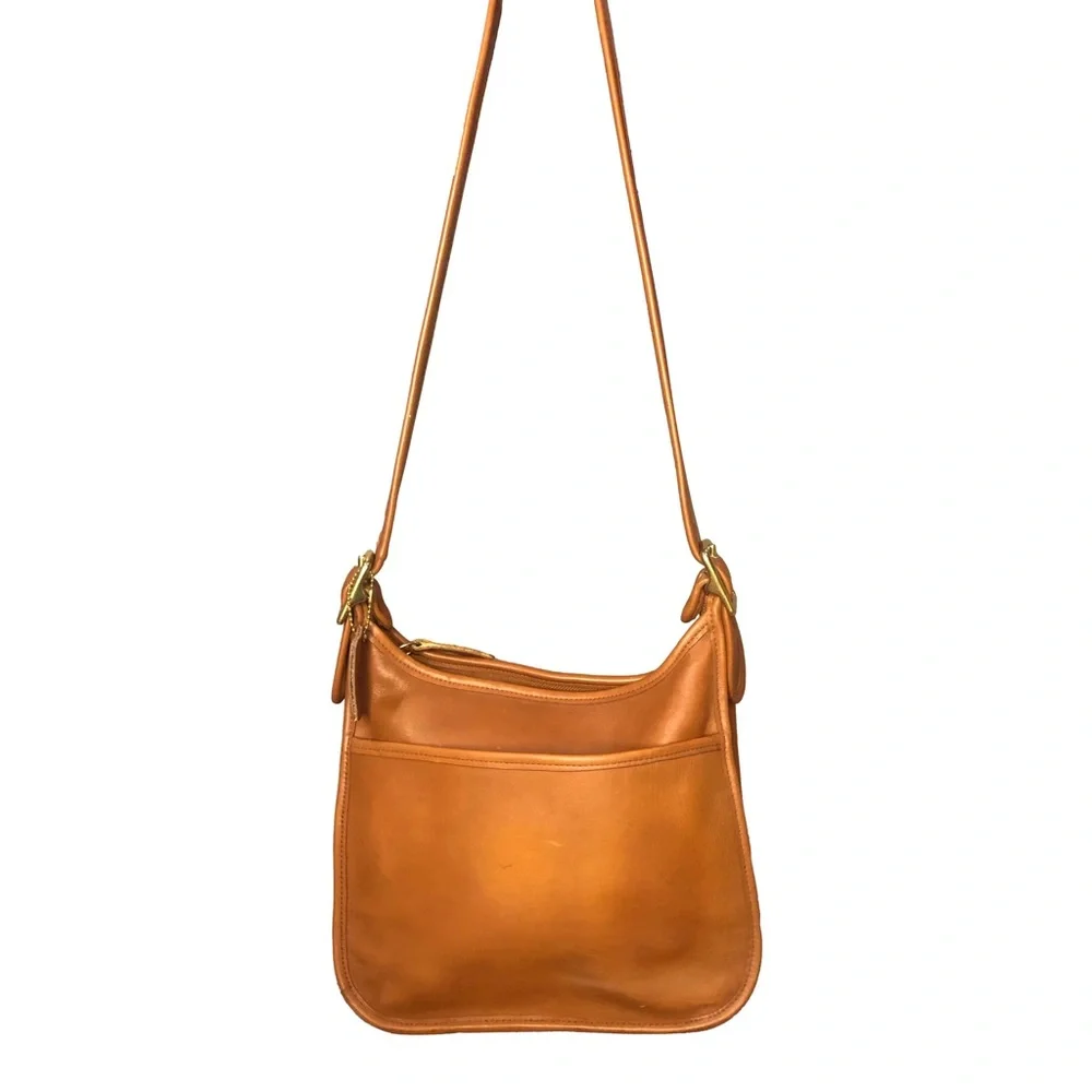 Vintage COACH Legacy Zip British Tan Glove-Tanned Leather Shoulder Bag 9966 COA